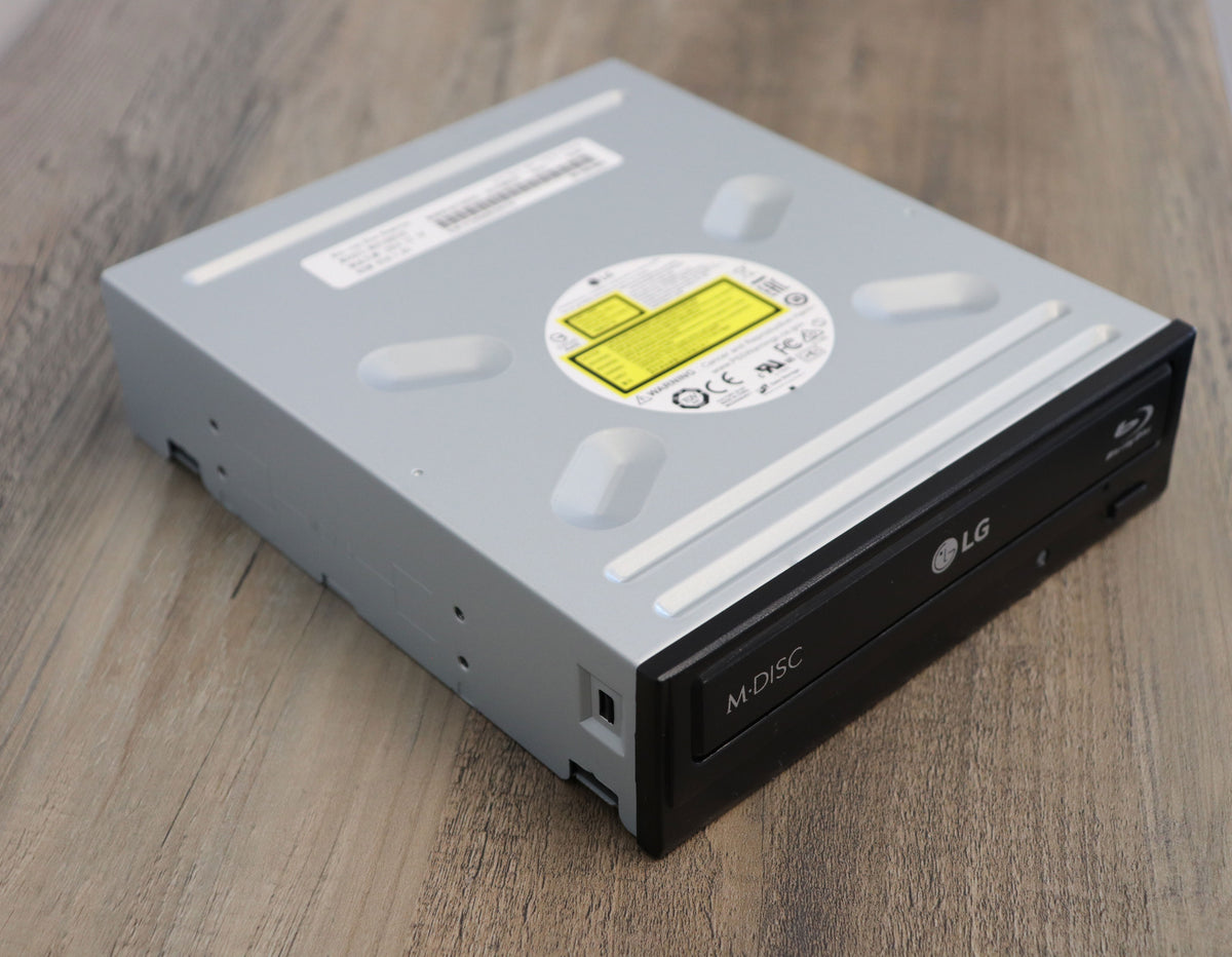 Kanguru internal Blu-ray writer SATA optical drive with M-DISC and BDXL logos on the front tray.